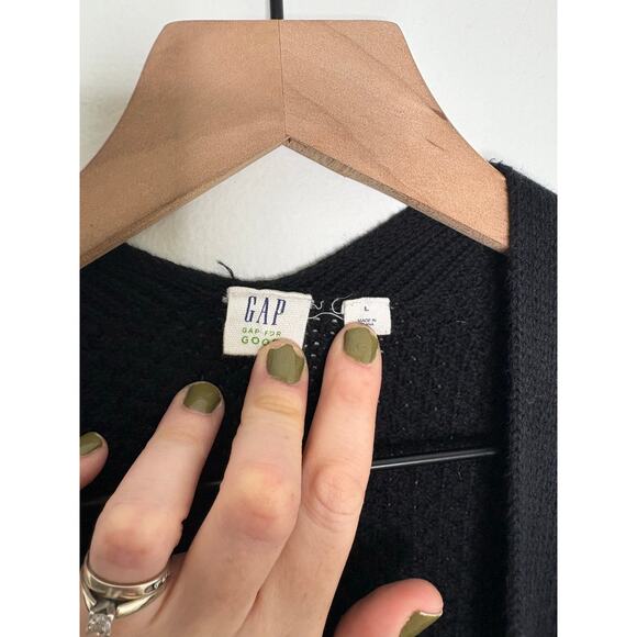 Gap Black Textured V Back Cardigan Sweater Large Chunky Knit Minimalist - Picture 9 of 9